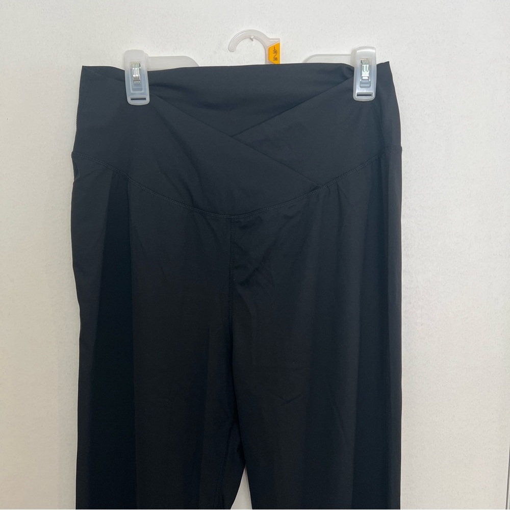 NWT Flare Leg Yoga Pants